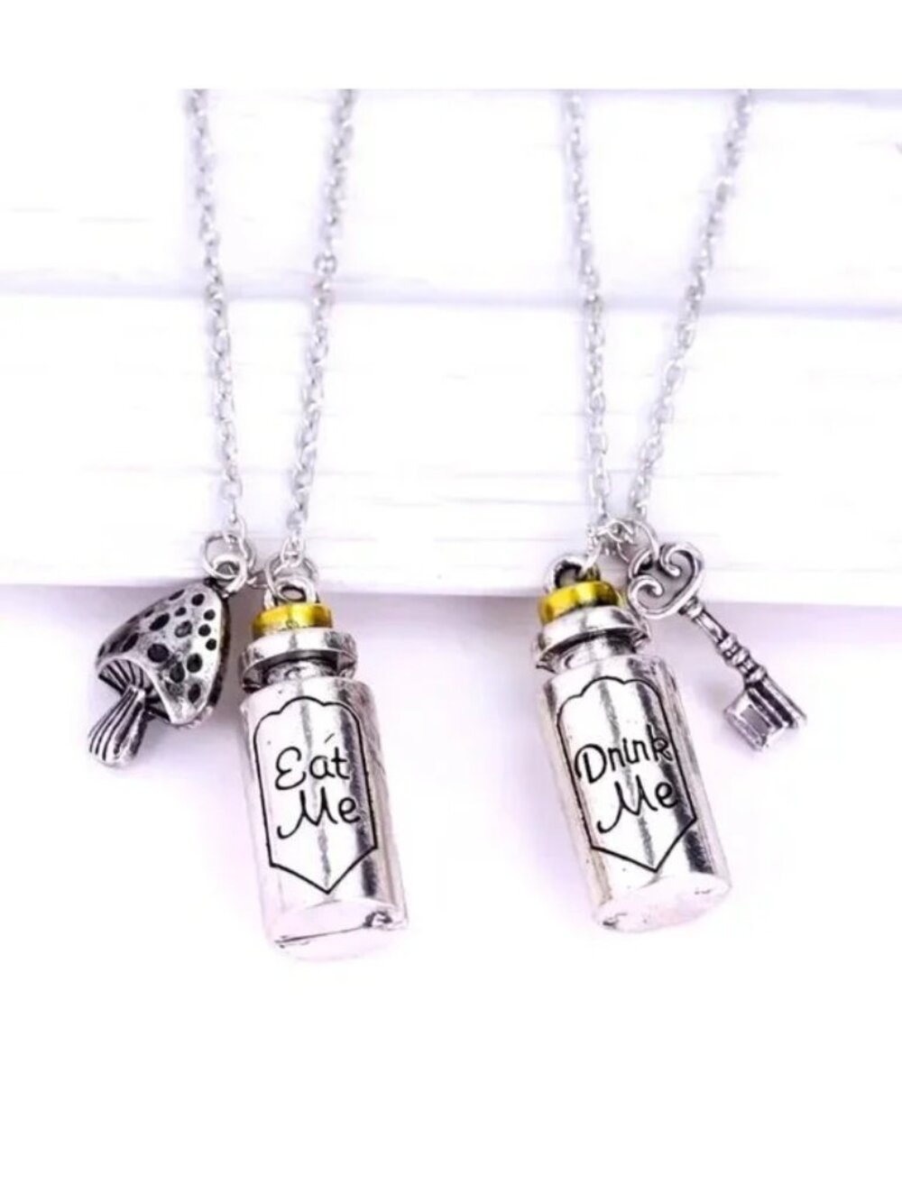 Alice in Wonderland 2pc Necklaces Eat Drink Me Bottle Dream Fantasy Trip Disney
